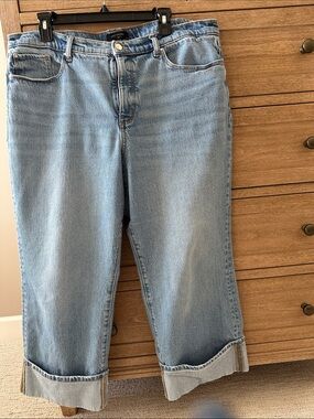 Ann Taylor The Boyfriend Mid Rise Cuffed Jeans 16P